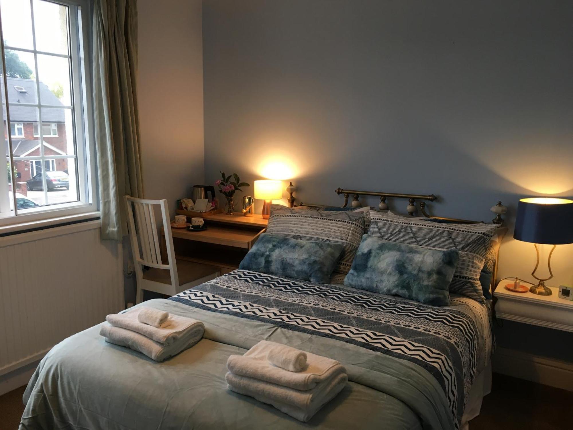 Leafy Suburban Bed And Breakfast Northwood  Buitenkant foto