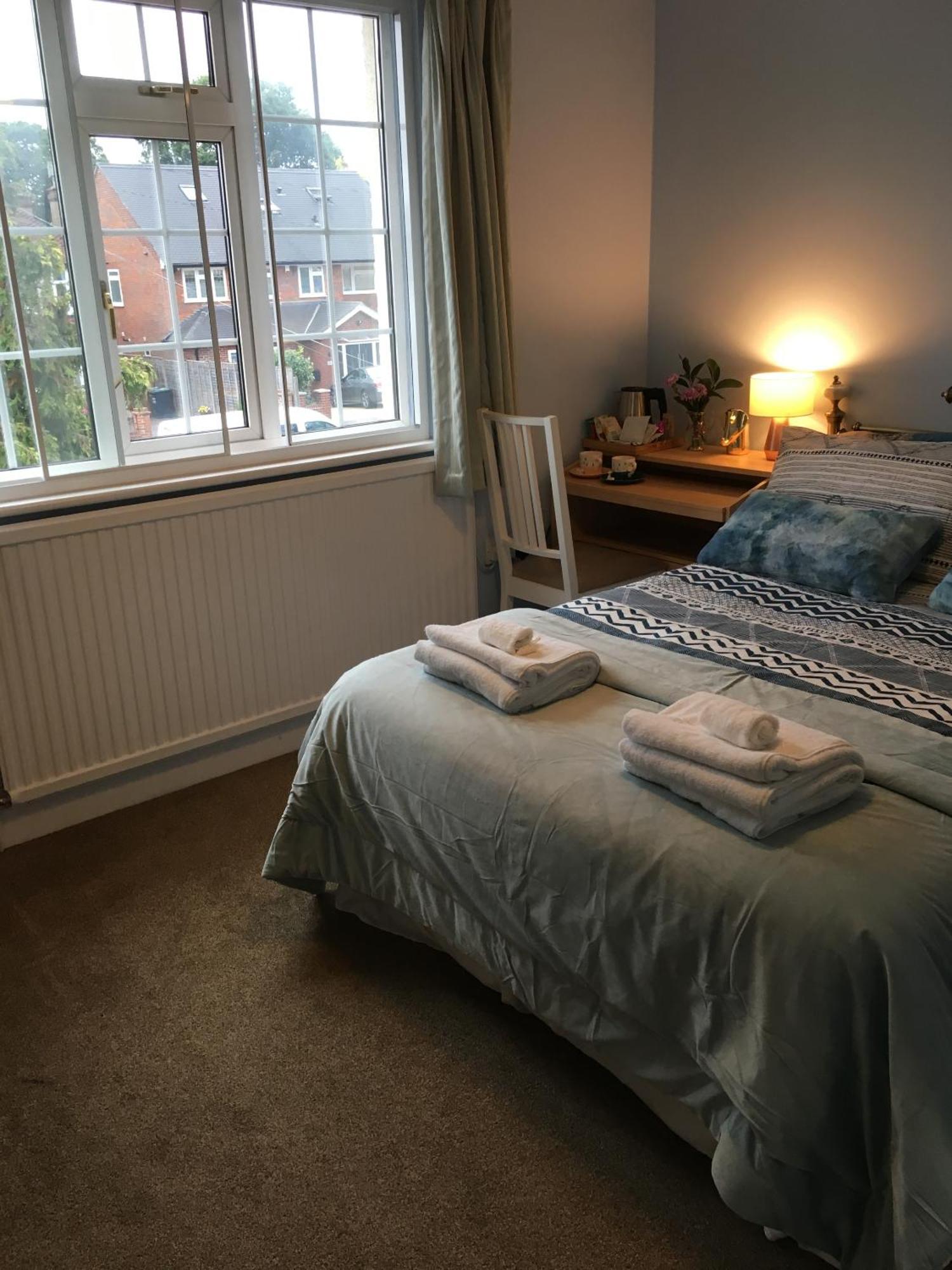Leafy Suburban Bed And Breakfast Northwood  Buitenkant foto